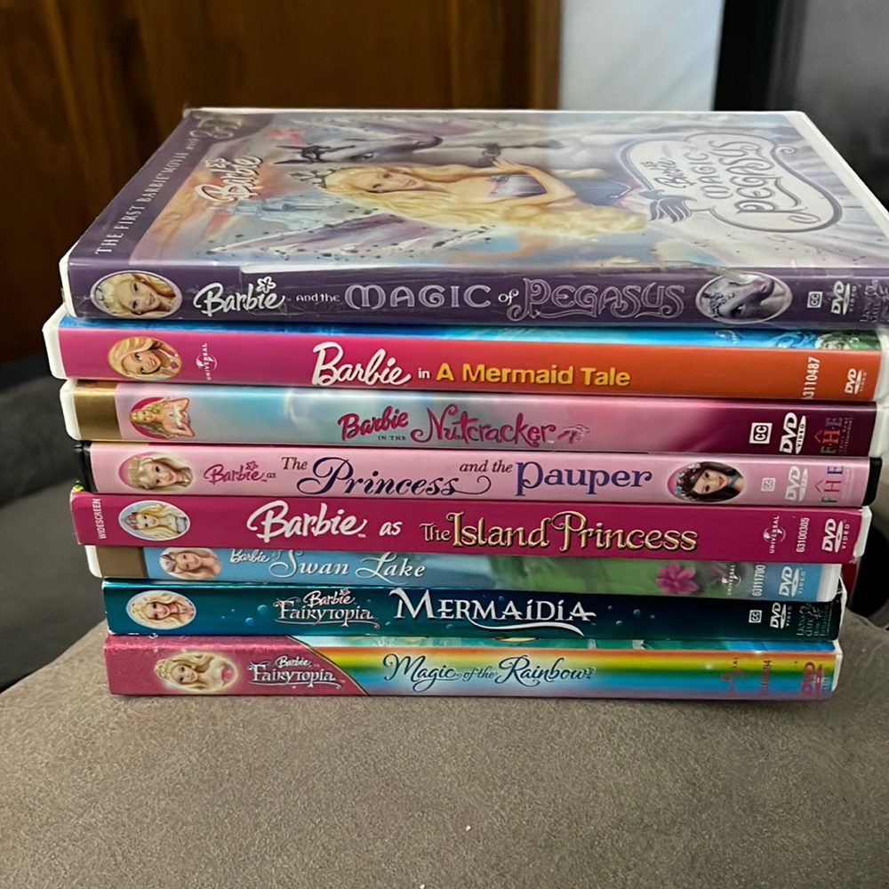 Barbie dvd lot - 8 movies
